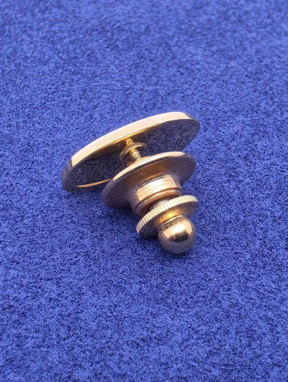Vintage Hershon 10k Yellow Gold Ruby Accent Monogram Tie Tack Lapel Pin